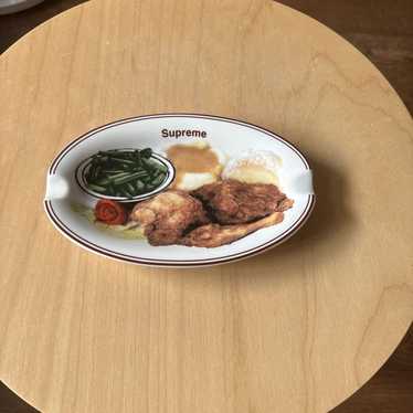 Chicken Dinner Plate Ashtray – Supreme