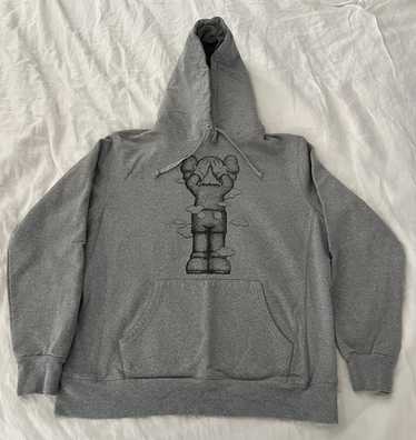 KAWS カウズ Holiday UK ロゴ フーディー 2color 関税・送料無料 KAWS カウズ Holiday UK ロゴ フーディー 2color 関税・送料無料