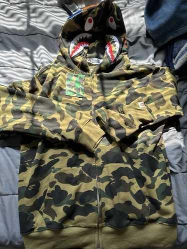 Bape full zip up - Gem