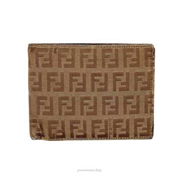【FENDI】MICRO WALLET Baguette Micro Trifold Leather Gray | Fendi