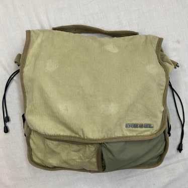 バッグ DIESEL Archive messenger bag nylon 00s Diesel Men 00S Archive Nylon Messenger Bag Black Blue Luxury