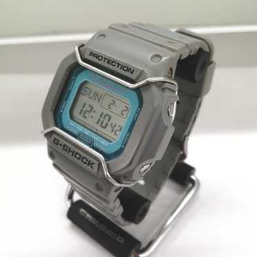 CASIO G-SHOCK DW-D5600P グレー DWD5600P-8 | Gray Digital Watch - G-SHOCK | CASIO