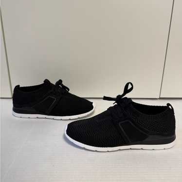 【UGG】W Willow Moc 黒 9 (USA) 26 UGG Kids K BUTTE II CWR 13-6 BLACK - Paragon Sports