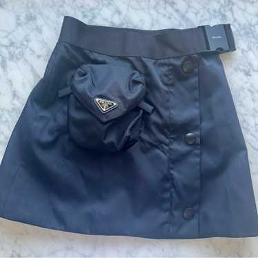 【関税&送料込】Prada Dark Blue Re-Nylon Mini Skirt Blue Re-Nylon skirt | PRADA