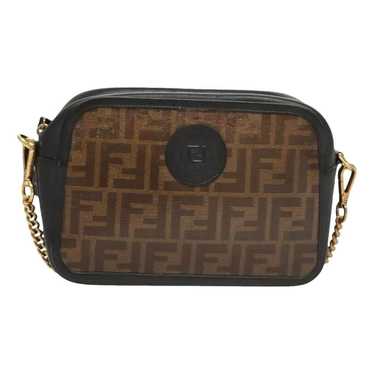 バッグ FENDI CAMERA CASE MEDIUM FENDI Logo Camera Bag - Reveal - YouTube