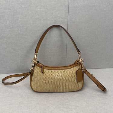 ストライプ【COACH】Teri ショルダーバッグ〈2WAY〉 COACH OUTLET｜【公式】テリ ショルダー バッグ・シグネチャー