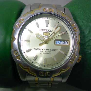 SEIKO セイコー　5SPORTS 7S36-02D0 SEIKO 5 DIVE WATCH 100M 7S36-02L0 23J AUTOMATIC BEAUTIFUL