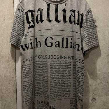 galliano グレー Tシャツ - メルカリ