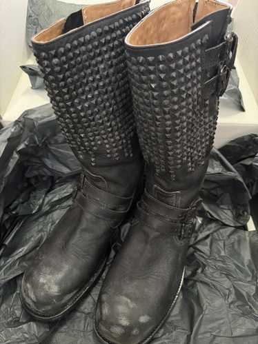 Number nine boots - Gem