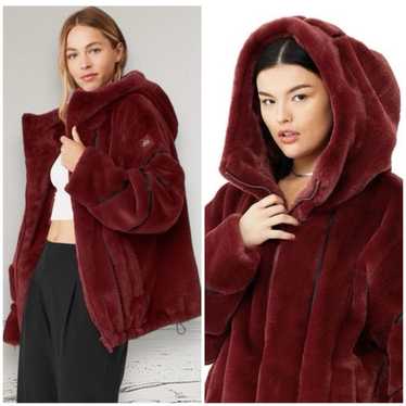 aloyoga アローヨガ トップス cranberry aloyoga アローヨガ トップス cranberry