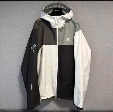 Arc'teryx x BEAMS Beta Jacket Dimensions - SS22 - US