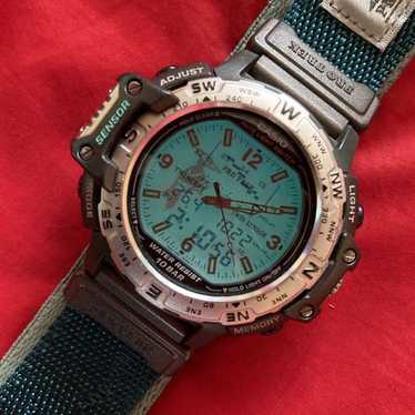 【未使用】CASIO【PRO TREK】カシオ プロトレック PRT-50 限定 PRO TREK】カシオ プロトレック WWF PRT-50☆