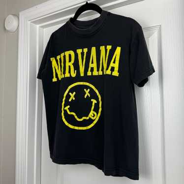 Vintage 90s nirvana smiley - Gem