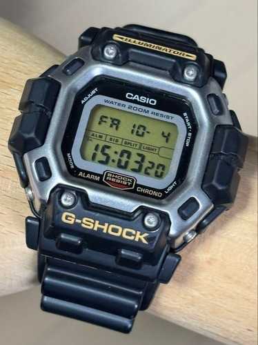 Casio g-shock dw-8300 gundam - Gem