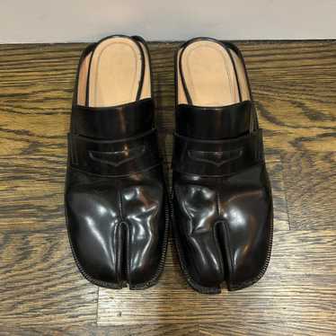 【used】Maison Margiela Tabi Loafer 40 Maison Margiela // Black Leather Tabi Loafer – VSP Consignment