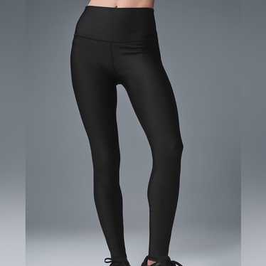alo⭐︎Airlift High-Waist Legging and Top Airlift High-Waist Elongated Legging - Black | ALO
