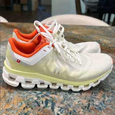 On Cloudflow 4 ホワイト/オレンジ スニーカー Women's Cloudflow 4 | Purple & Orange | On United States