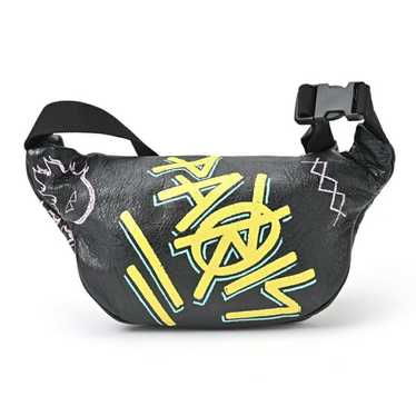 Balenciaga graffiti explorer body - Gem