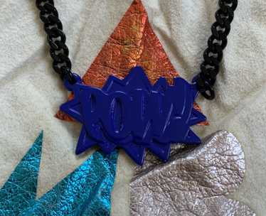 Ambush pow! necklace and - Gem