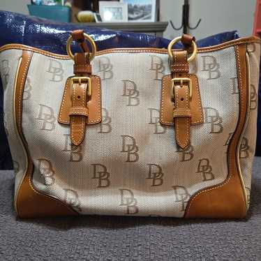 Dooney &bourke red green - Gem