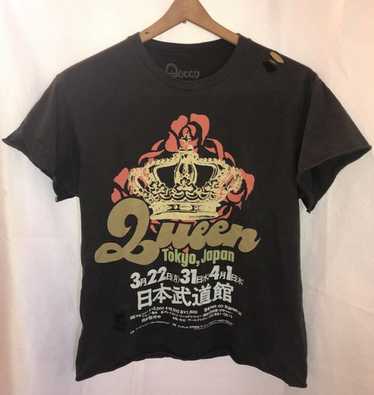 Queen 1980 Tour Thrifted Graphic Tee – Zen + Zeus Clothing Co.