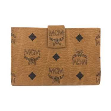 MCM ブラウンレザー 二つ折り財布 - メルカリ