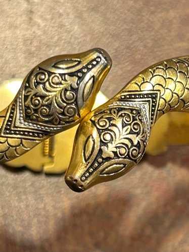 Vintage 1970s snake bangle - Gem