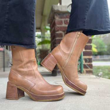 skechers platform boots