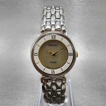 SEIKO セイコー V110-0BB0 ソーラー ラウンド シルバー SEIKO セイコー V110-0BB0 ソーラー ラウンド シルバー
