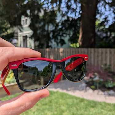 Ray Ban FOLDING WAYFARER フェラーリ レッド Ray-Ban Wayfarer Folding Classic in Red | Lyst