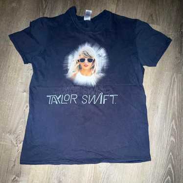 Gildan vintage taylor swift - Gem