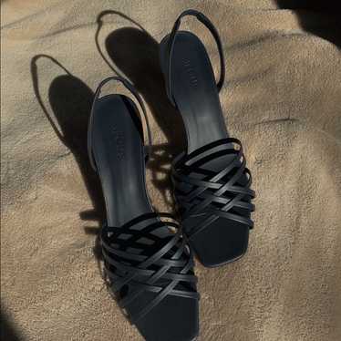 サンダル・ミュール NEOUS Cream Leather Shamali Sandals Neous Cream Leather Shamali Sandals | italist
