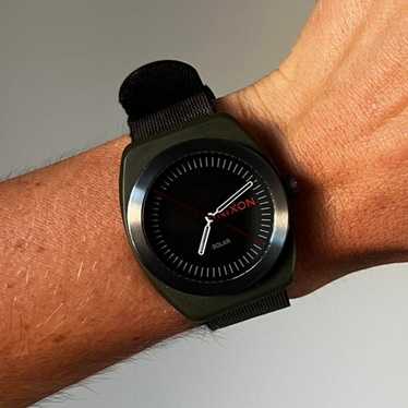 NIXON CUSTOM BAR ゴールド 時計 限定100本　ベガルタ　仙台 19NIXON×VEGALTA特設ページ | ベガルタ仙台オフィシャルサイト
