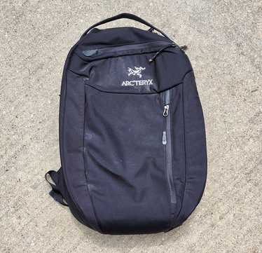 Arc'teryx ブラックバックパック ARC'TERYX バックパック ブラック - メルカリ