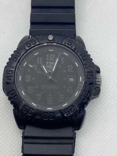 Used luminox 3050-3950 case - Gem