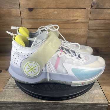 Li ning size 12 - Gem