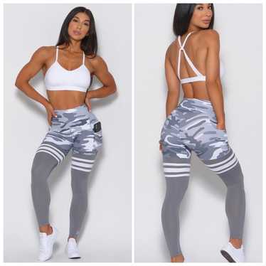 bombshell グレー SCRUNCH THIGH-HIGHSボムシェル美品 Scrunch Thigh-Highs | Parallel