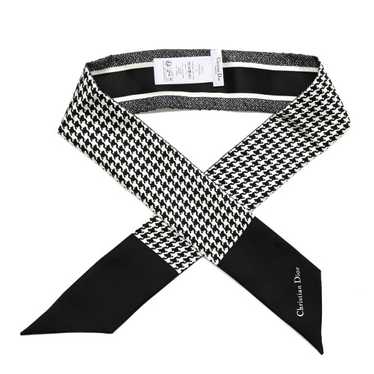 Christian Dior シルクバンダナ 4枚セット Christian Dior（バンダナ/スカーフ）のフリマアイテム一覧