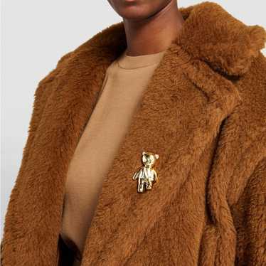 【関税＆送料込み】Max Mara Mgrosgrainpind - M Pin With Rhi セール】MAX MARA ACCESSORI ケープ PERNICE トレンチ(505871730