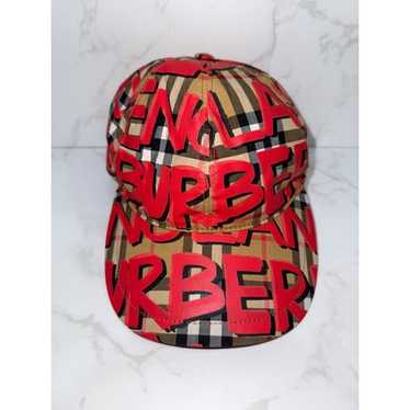 Burberry graffiti baseball cap - Gem