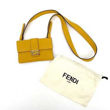 ショルダーバッグ・ポシェット MEDIUM SELLERIA BAGUETTE BAG Regular Selleria Baguette Cuoio Romano leather Beige | Fendi