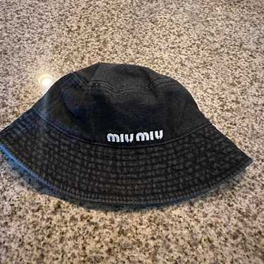 MIU MIU ブラック バケットハット Miu Miu バケットハット | ブラック | FARFETCH JP