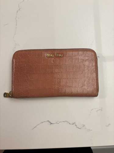 Auth MIU MIU Matelasse Hook Long Wallet Nappa Crystal