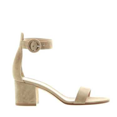 Gianvito Rossi Versilia 20スエードサンダル Gianvito Rossi Versilia 20スエードサンダル