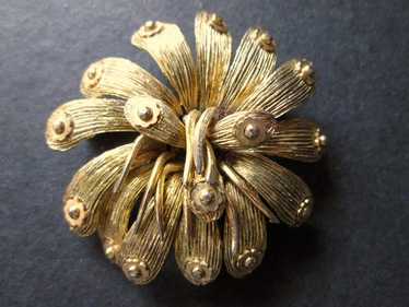 Vintage orena paris brooch - Gem