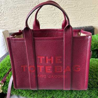 美品 MARC BY MARC JACOBS リアル ラビットファー ジレ マーク ジェイコブスが2022年秋冬コレクションを発表！ ジジ