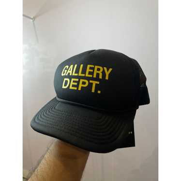 Gallery dept. black hat - Gem