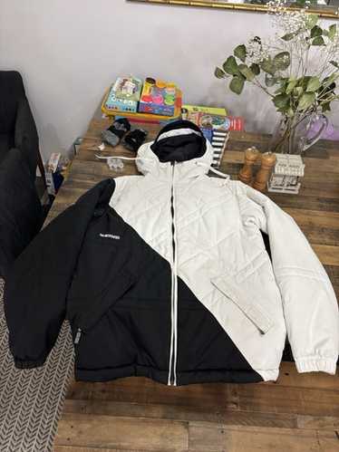 Burton the white collection - Gem