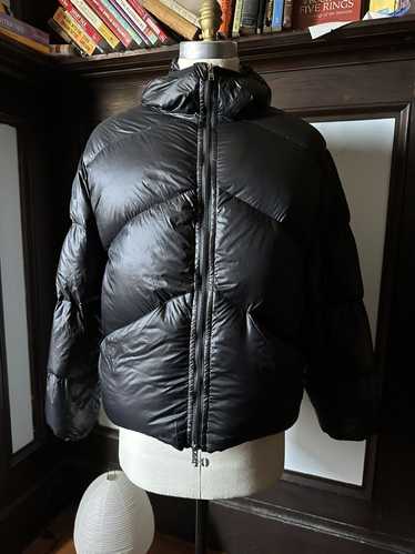 mastermind × RockyMountainFeatherbed ダウン Rocky Mountain Featherbed × MASTERMIND WORLD STAND PARKA