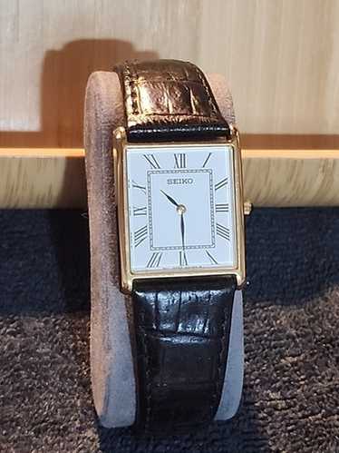 SEIKO 7N00-5C70 MENS 男性用 Seiko Quartz 7N00-5C70 - Tank - Roman Numerals - Gold - 25mm